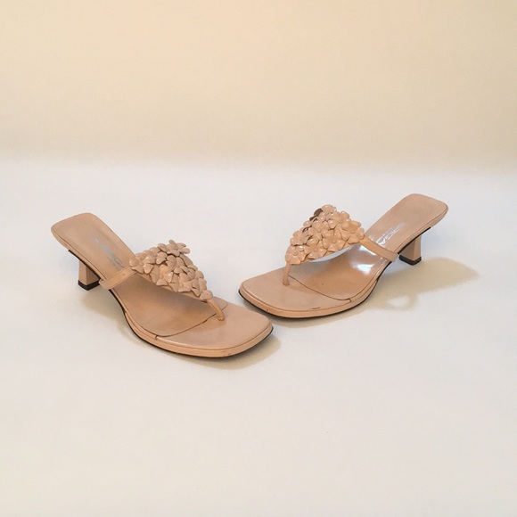 Via Spaga Sandals - Picture 1 of 7